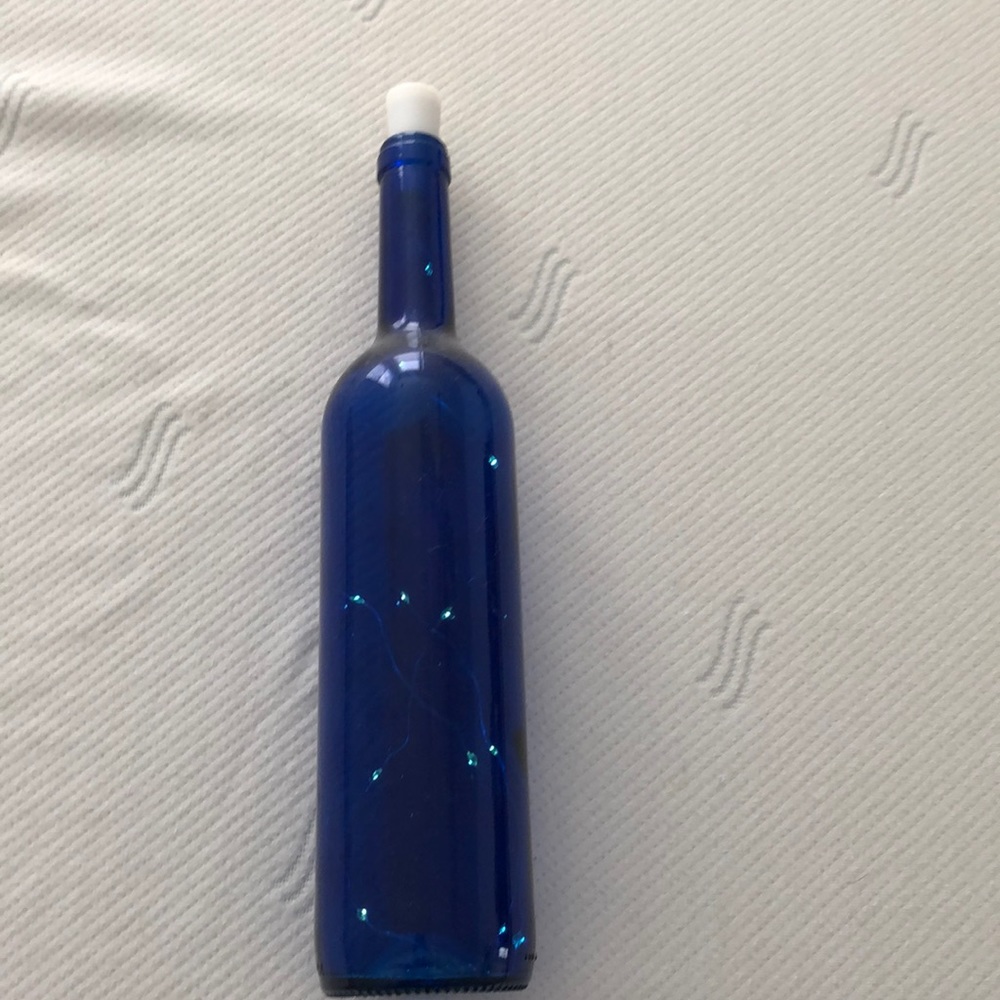 Wine bottle w lights